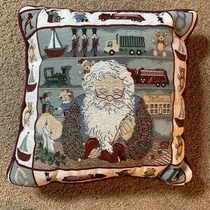 Beautiful Santa Claus Pillow excellent condition
